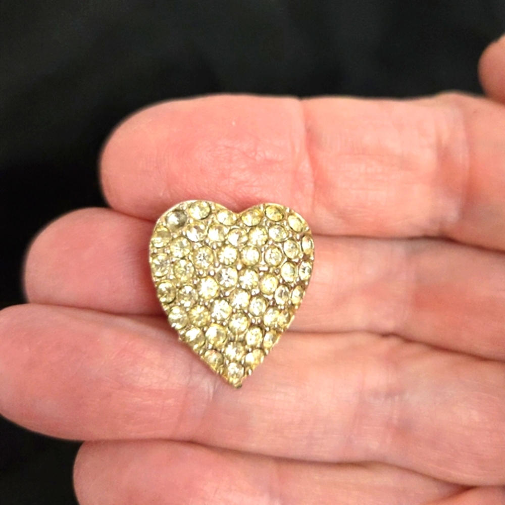 Vtg.Tiny Elegant Silver and  RhinestoneHeart Brooch - Picture 3 of 4